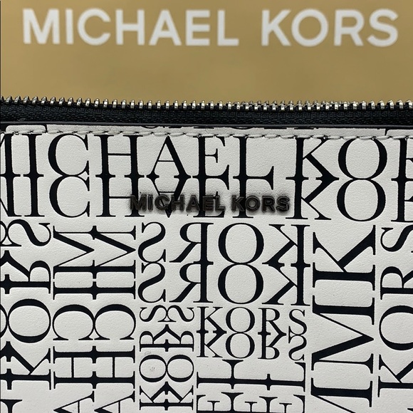 MICHAEL KORS CROSSBODIES LG DBL POUCH XBODY - Picture 13 of 15